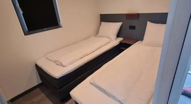 Isola Lemmer, Rezervovat Rekreační dům Chaty v Friesland, Chalupa