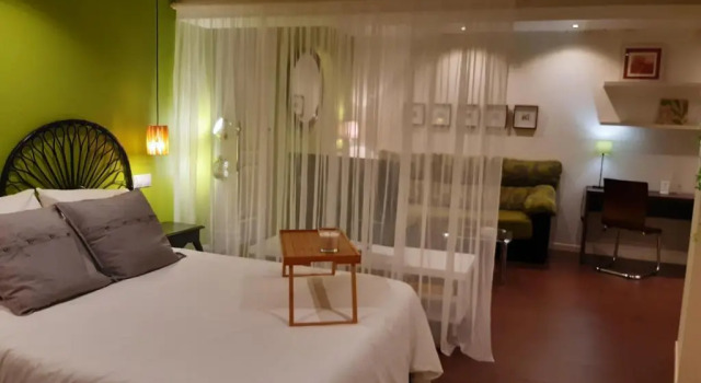 Studio 7, จอง โรงแรม Simancas Valladolid Province