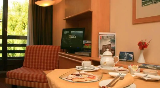Двухместный номер Comfort Hotel Les Jumeaux Courmayeur