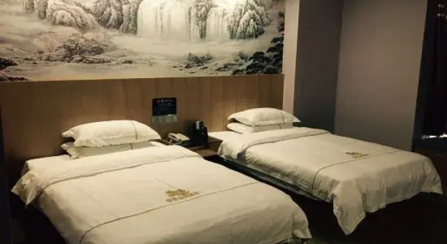 Yujing Jinwan Hotel, Book Hotel Hoteller i Changzhai med parkering, Parkering