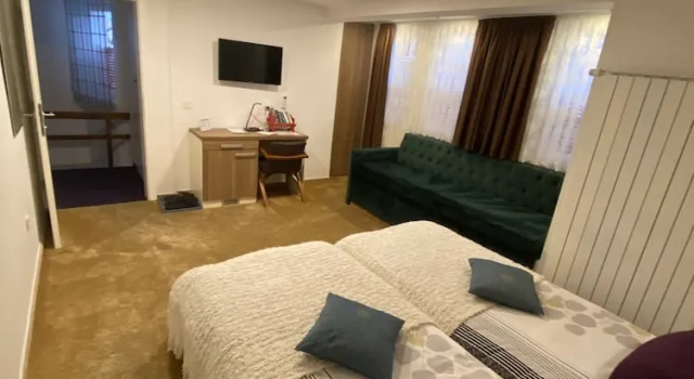 Трёхместный номер Standard Halvat Guesthouse