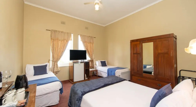 Семейный номер Standard seafront Anchorage Seafront Hotel