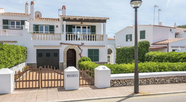 Villa Miguels by Villa Plus, Book Villa Villaer i Mercadal, Villa