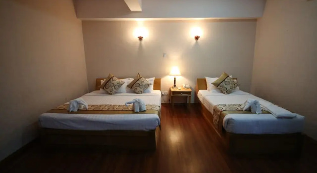 Трёхместный люкс Olympic Hotel