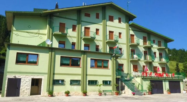 Hotel Ti Bionda Suisse, Prenota Hotel Pretoro Majella