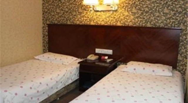 Yichang Jingling Hotel, Book Hotel Hoteller i Hubei med parkering, Parkering