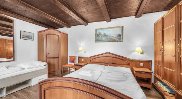 Трёхместный номер Superior c 1 комнатой с видом на сад Schlosshotel Marienbad