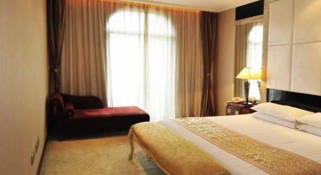 Golden Villa Club, Varaa Villa Shanghai Shanghai