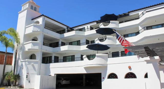The Surfbreak Hotel, Забронировать Отель Сан-Клементе Beach Cities Orange County, рядом с San Clemente Farmers Market
