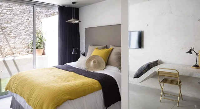 Süper çift kişilik oda Hotel 19-21