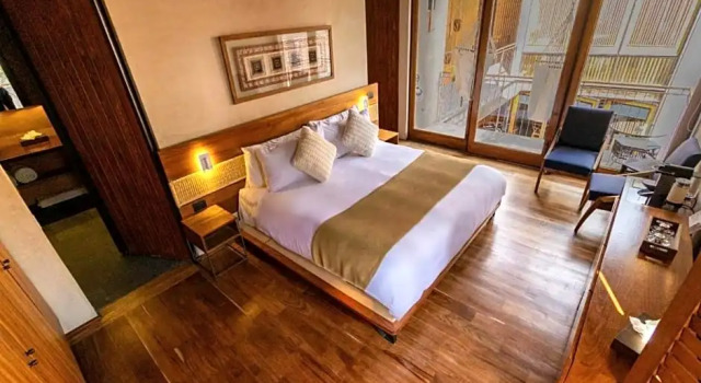 Люкс с балконом El Recinto Luxury Hotel
