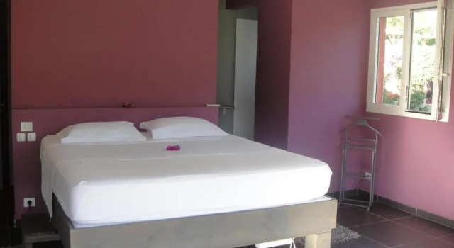 Вилла Splendide villa de Courcelles 4 étoiles Piscine & jacuzzi