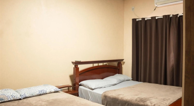 Casa com ar condicionado a 350 mt da Praia da Vila, Imbituba internacional ar cond