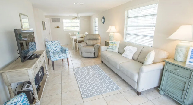 Aloha Kai - Unit 62 1 Bedroom 1 Bathroom Apts