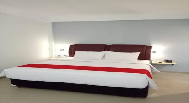 MJ's Hotel, Rezerwuj Hotel Jambi 