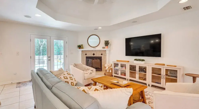 30A Poolside Oasis: 2 Mi to Beach & Boat Access