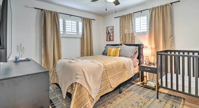 Scottsdale Retreat w/ Hot Tub, 2 Mi to Old Town
