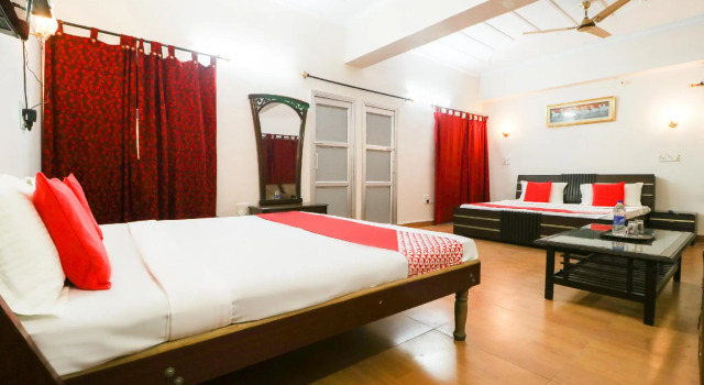 Люкс Standard OYO 63647 Hotel Sagar Villa