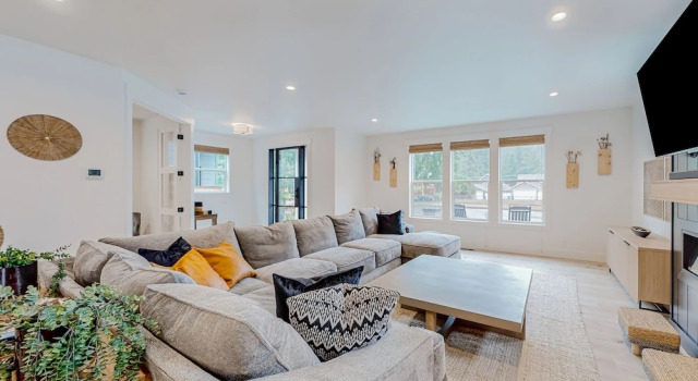 Gem House in Coeur d Alene