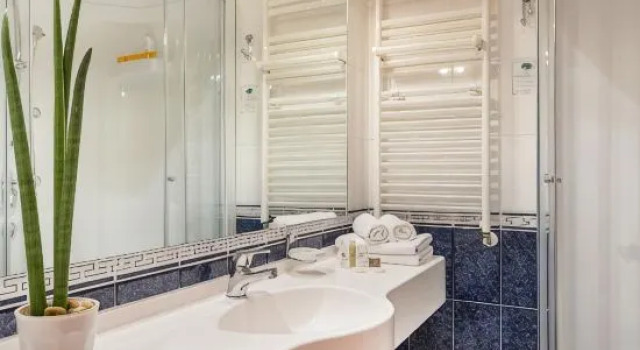 Номер Comfort с балконом Hotel Malin
