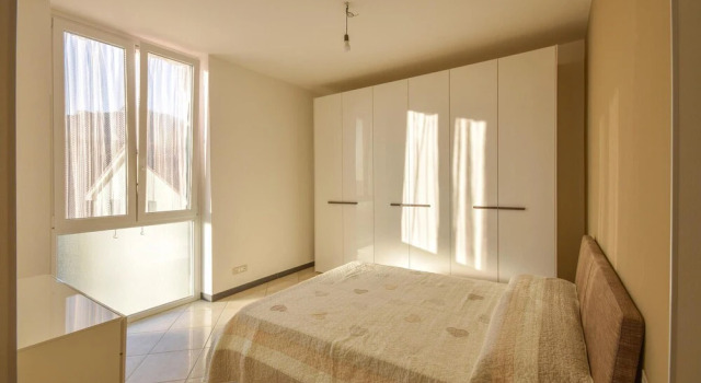 Beautiful Apartment in Genova Pra' With Wifi and 2 Bedrooms, Забронировать Апартаменты/квартира Отели Генуи с парковкой, Парковка