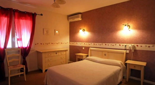 Номер Comfort Hôtel restaurant LOGIS HOTELLERIE DE BALAJAN