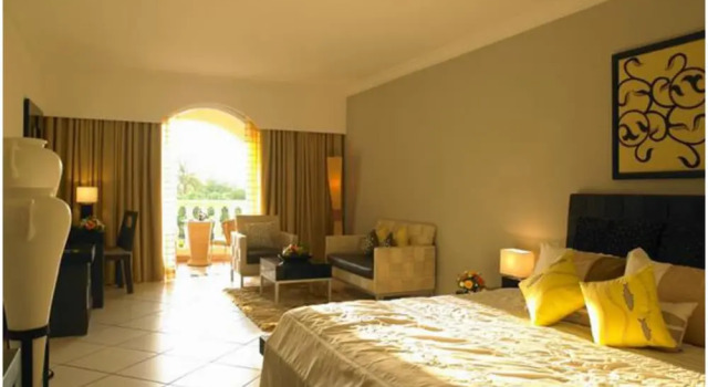Номер Deluxe с балконом The Zuri White Sands, Goa Resort & Casino