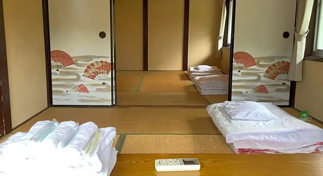 Biwako Makino Hifumikan Guest House, Book Guesthouse Guest Houses in Shiga, Guesthouse