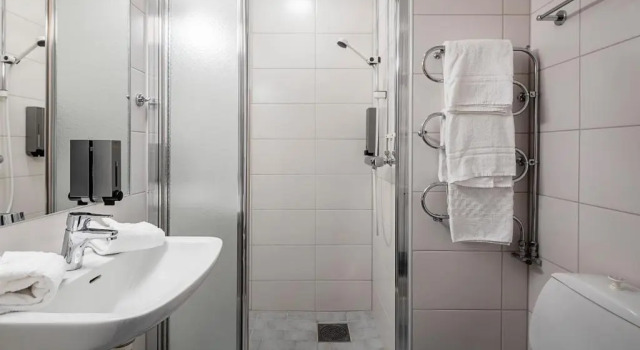 Одноместный номер Standard First Hotel Royal