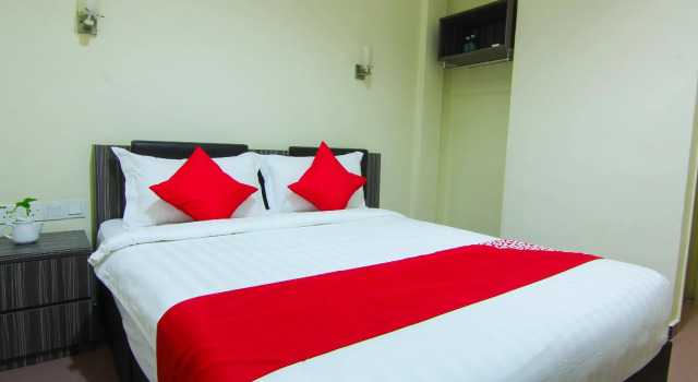 Двухместный номер Standard T P Hotel