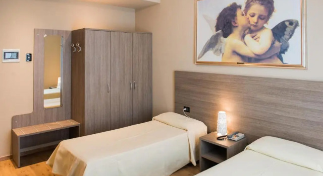 Трёхместный номер Albergo Grappolo Doro