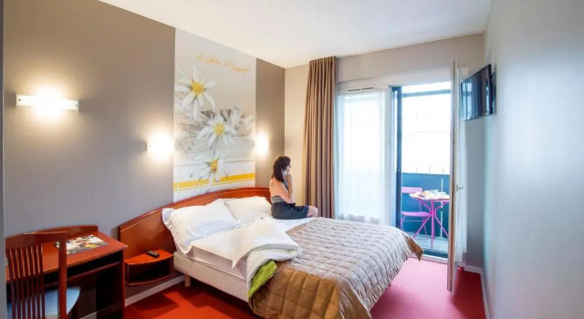 Двухместный номер Superior CitHotel de la Marne
