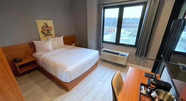 Номер Standard Liberty View Brooklyn Hotel
