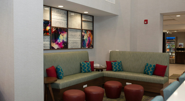 Hampton Inn & Suites Dundee, Varaa Hotelli Dundee Michigan