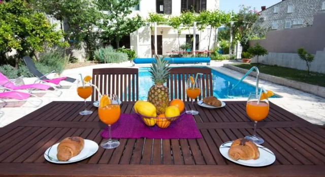 Апартаменты Apartments Villa Roza