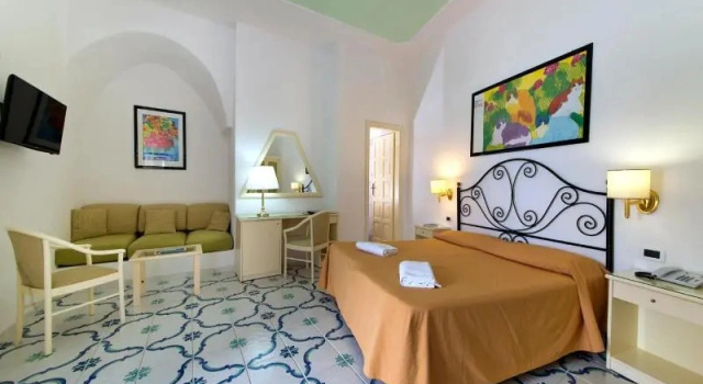 Трёхместный номер Standard с балконом Hotel Villa Bianca