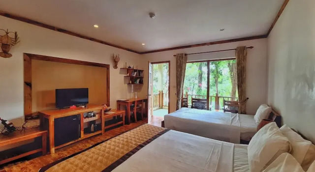 Трёхместный номер Deluxe с балконом и с видом на сад Ancarine Beach Resort