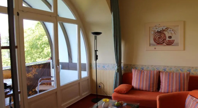 Апартаменты с балконом Parkhotel Klüschenberg