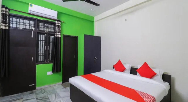 Nishad Palace by OYO Rooms