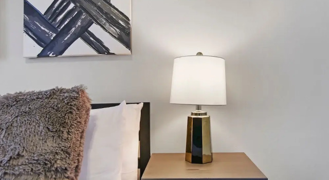 Modern & Stylish 3BR Apt in Rogers Park