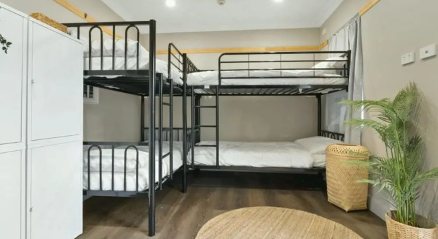 Flinders St. Boutique Hotel