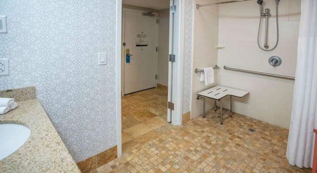 Номер Standard Hampton Inn Pensacola-Airport