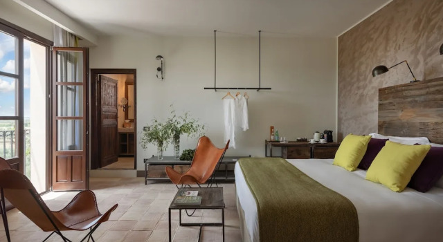 Полулюкс с балконом Momentum Resort