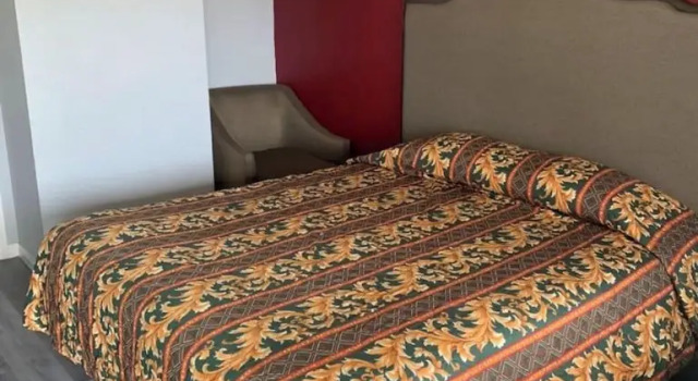Hi Rise Motel