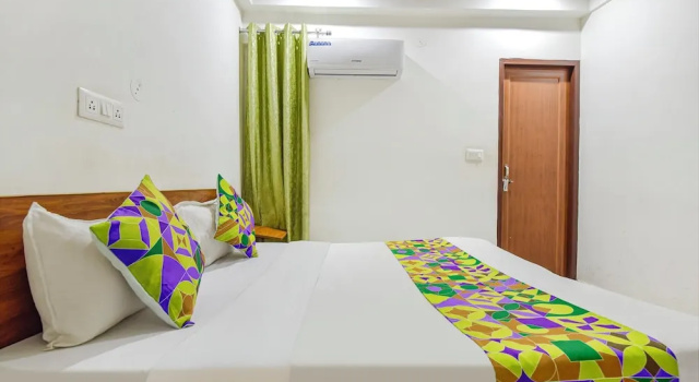 Двухместный номер Deluxe с видом на город Goroomgo YP Stays Dehradun