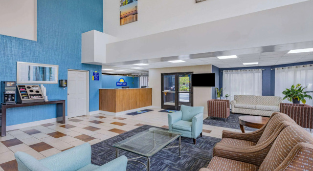Days Inn & Suites Midtown, Varaa Hotelli Savannah Georgia