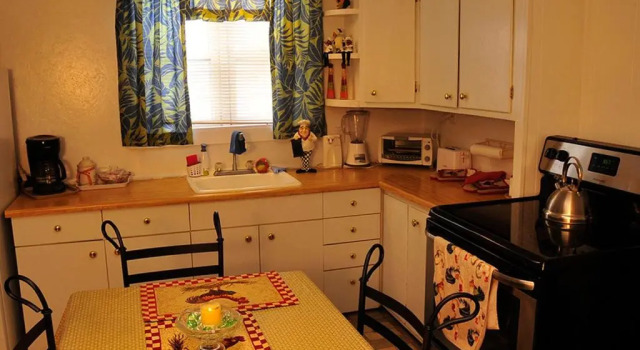 Четырёхместный номер Standard Willows Motel