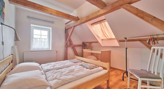 Spacious Mountain Retreat, Забронировать Дом для отпуска Виллы Краловеградецкий края, Вилла