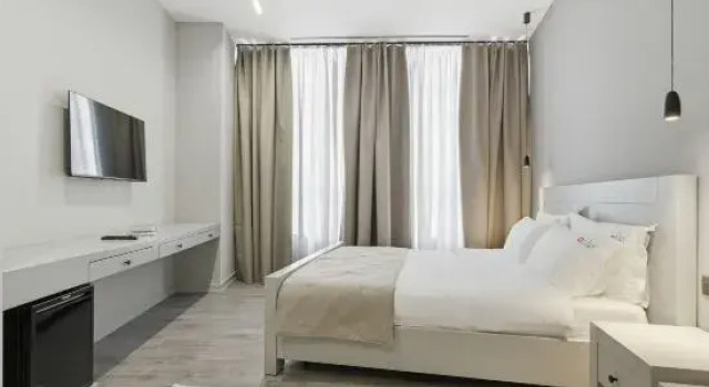 Полулюкс Cela Boutique Hotel