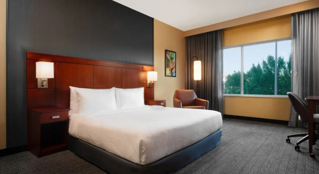 Двухместный номер Executive Courtyard by Marriott San Jose North/ Silicon Valley